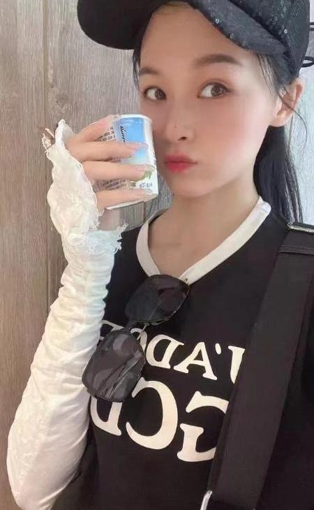 天河丽影美女