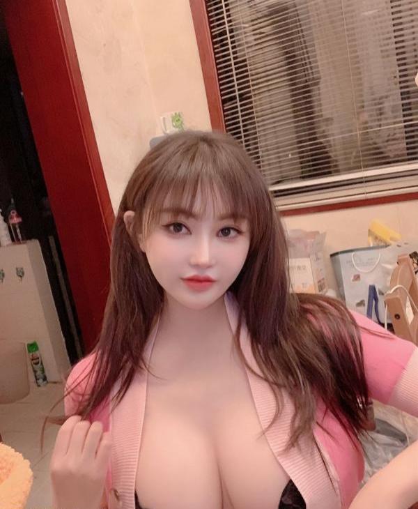 上城巨乳颜值姐姐